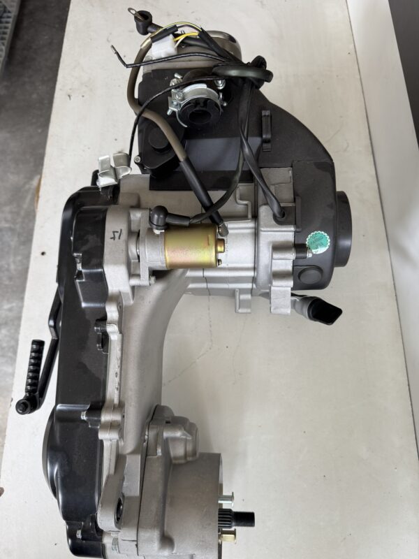 MOTORBLOK GY6 12-INCH (PAST ONDER DE MEESTE CHINA SCOOTERS MET GROTE WIELEN)