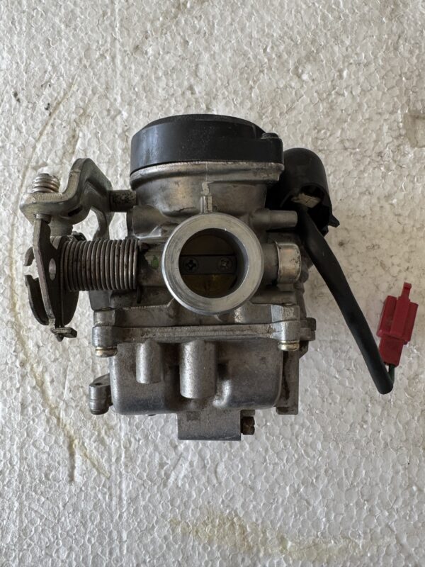 APRILIA/PIAGGIO CARBURATEUR GEBRUIKT (PASSEND OP ALLE 4 TAK MOTORBLOKKEN)